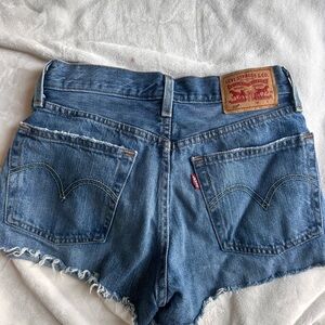 Levi’s shorts